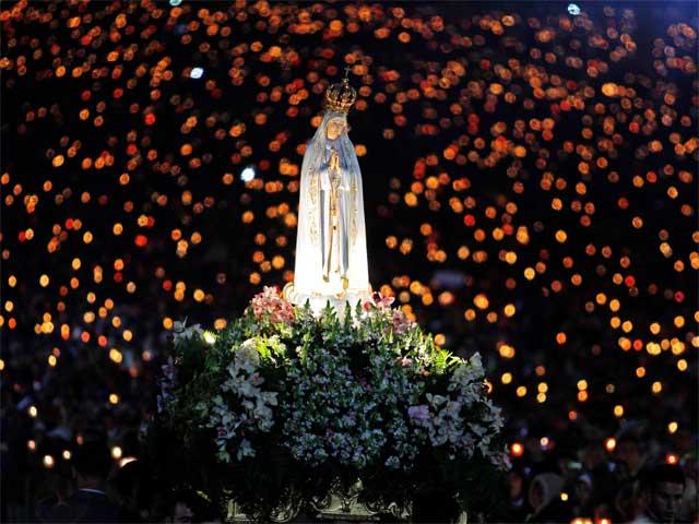 our lady of Fatima procession
