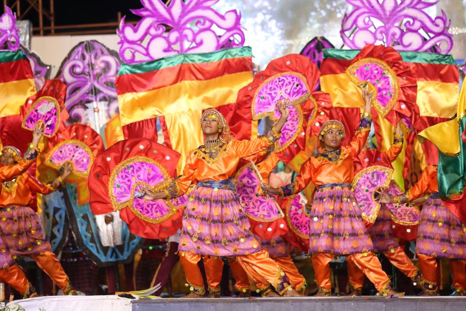 26904692_1542230879196435_2651543802043171123_n